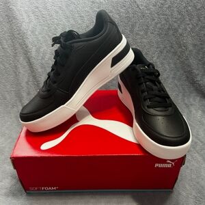 NEW!! Puma Skye Wedge sneakers